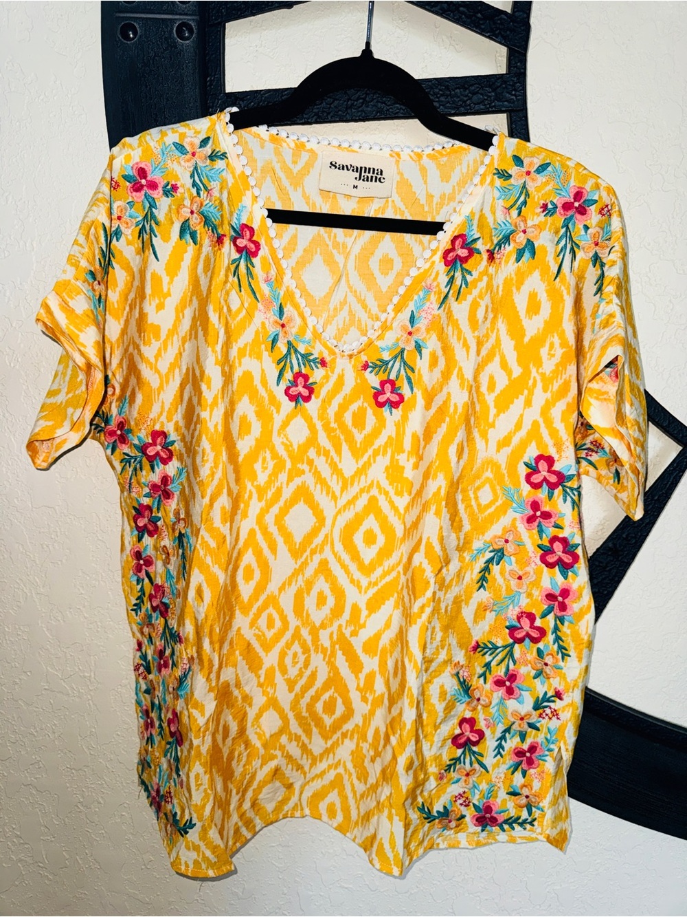 Savannah Jane Boutique Top - Size Medium - NWOT
